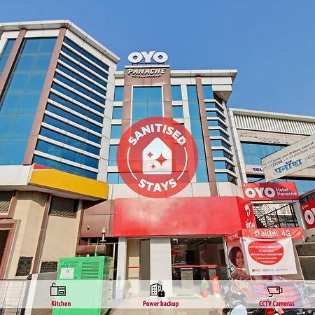 Oyo 10213 Hotel Panache Mathura Buitenkant foto