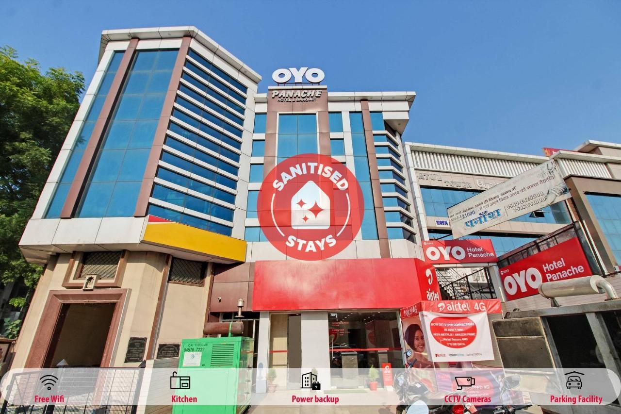 Oyo 10213 Hotel Panache Mathura Buitenkant foto